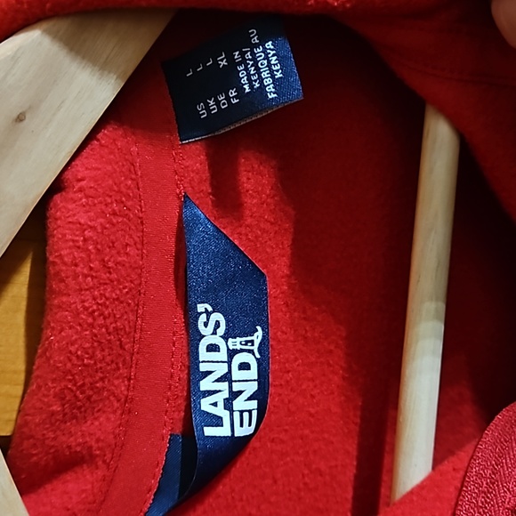 EUC red size large fleece jacket - Picture 3 of 3